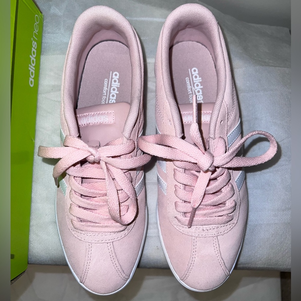 Adidas Women’s Courtset Pink Sneakers Size 7